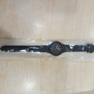 Classic Black Dial Quartz Analog Watch with Black Strap